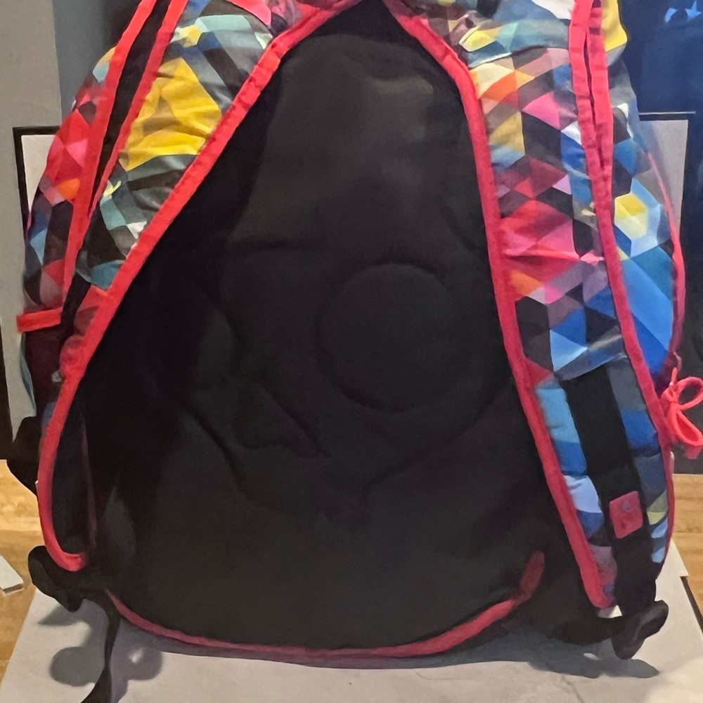 Skullcandy Multicolor Geometric Backpack - Picture 2 of 6